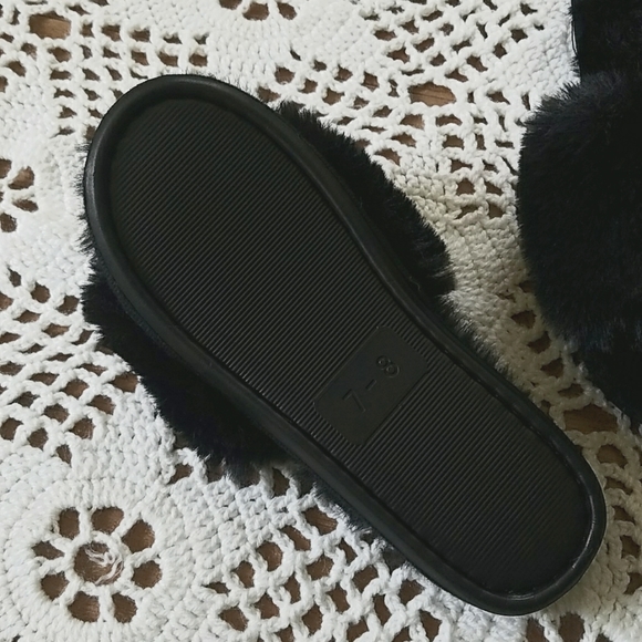 Fuzzy Wuzzy Slides Slippers - Picture 2 of 4